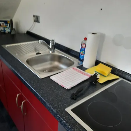 Farbenfrohe Dachgeschosswohnung * Giesen